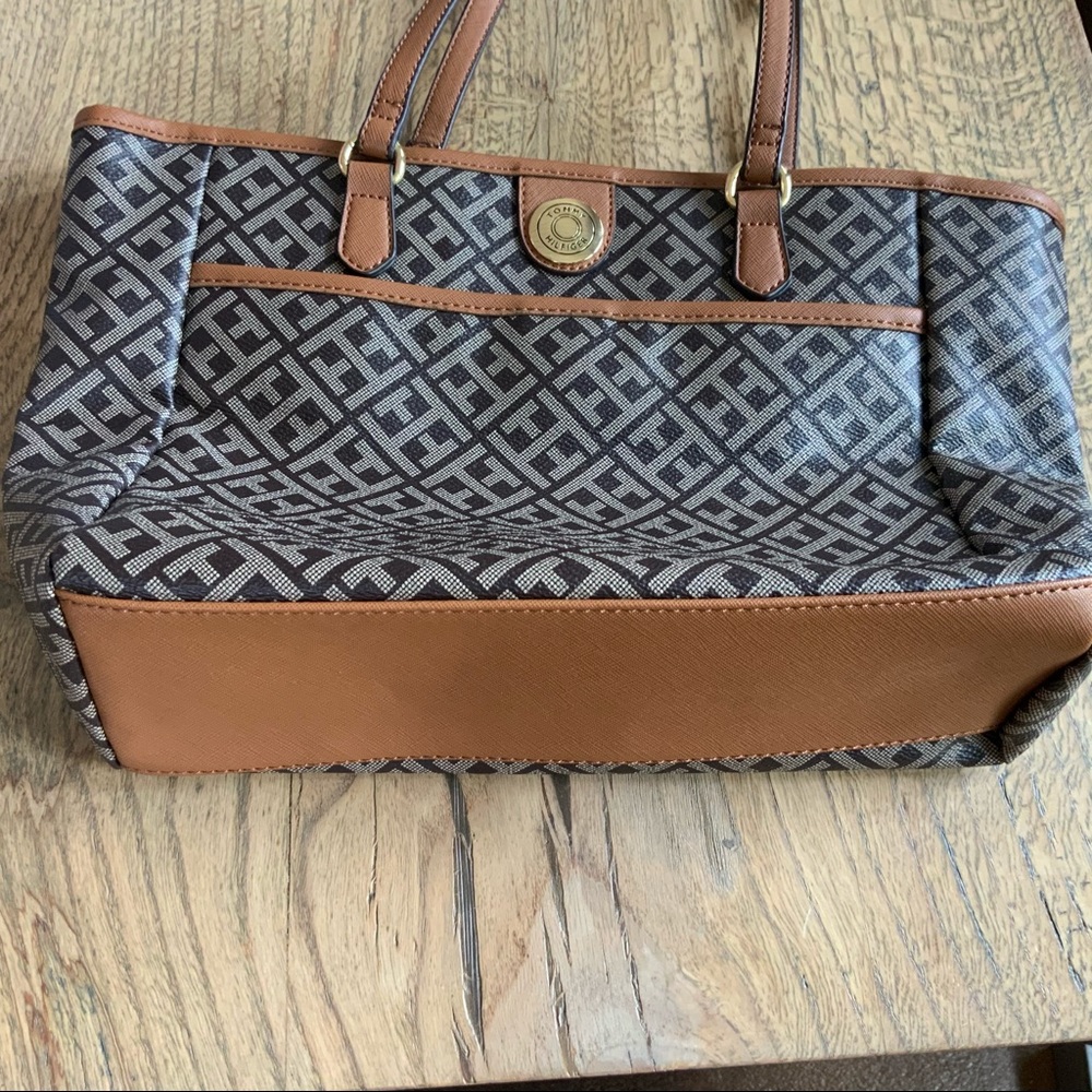 New Without Tag! Tommy Hilfiger satchel handbag - Picture 3 of 14